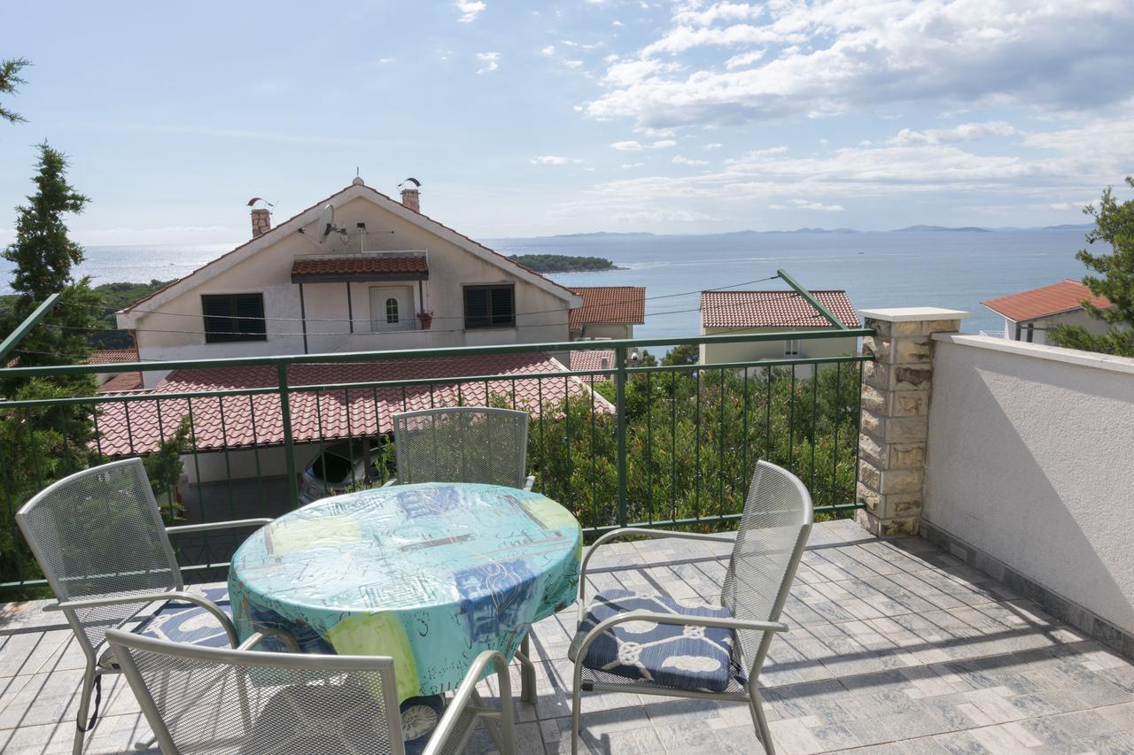Apartments Ksenija Primošten Exterior foto