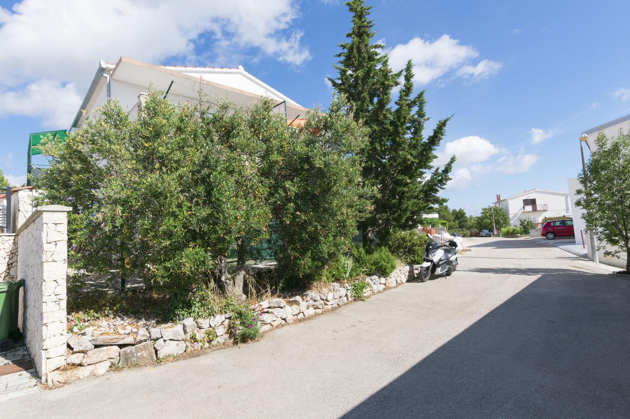Apartments Ksenija Primošten Exterior foto